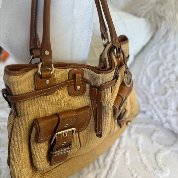 Michael Kors Woven Tan and Brown Shoulder Bag - Picture 13 of 15